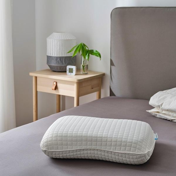 Подушка эргономичная IKEA KLUBBSPORRE 44x56 см Белая 004.460.96 004.460.96 ➜ Пакуємо МИ📦 фото Подушка эргономичная IKEA KLUBBSPORRE 44x56 см Белая 004.460.96 004.460.96 ➜ Пакуємо МИ📦 фото
