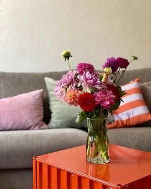 Ваза IKEA TIDVATTEN Высота - 17 см Стеклянная 704.170.24 704.170.24 ➜ Пакуємо МИ📦 фото Ваза IKEA TIDVATTEN Высота - 17 см Стеклянная 704.170.24 704.170.24 ➜ Пакуємо МИ📦 фото
