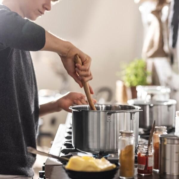 Кастрюля с крышкой IKEA HEMKOMST 5 л Стальная 805.131.43 805.131.43 ➜ Пакуємо МИ📦 фото
