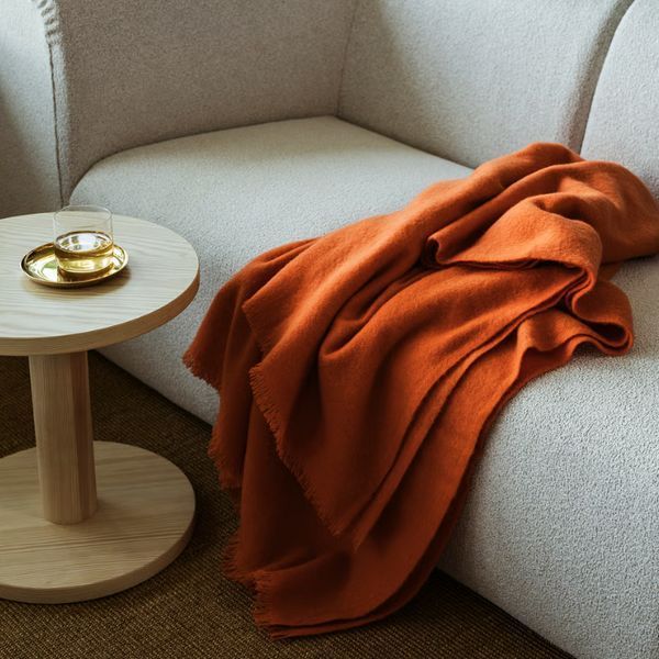 Плед (ковдра) IKEA STOCKHOLM 2025 Помаранчевий 150x200 см 805.922.01 805.922.01 ➜ Пакуємо МИ📦 фото